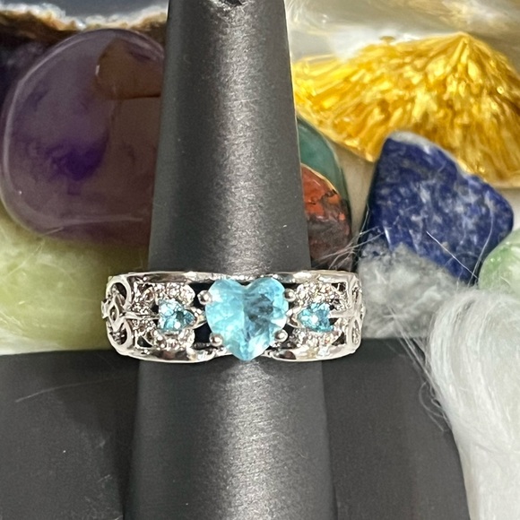 Ocean Blue Heart Ring - Picture 1 of 11